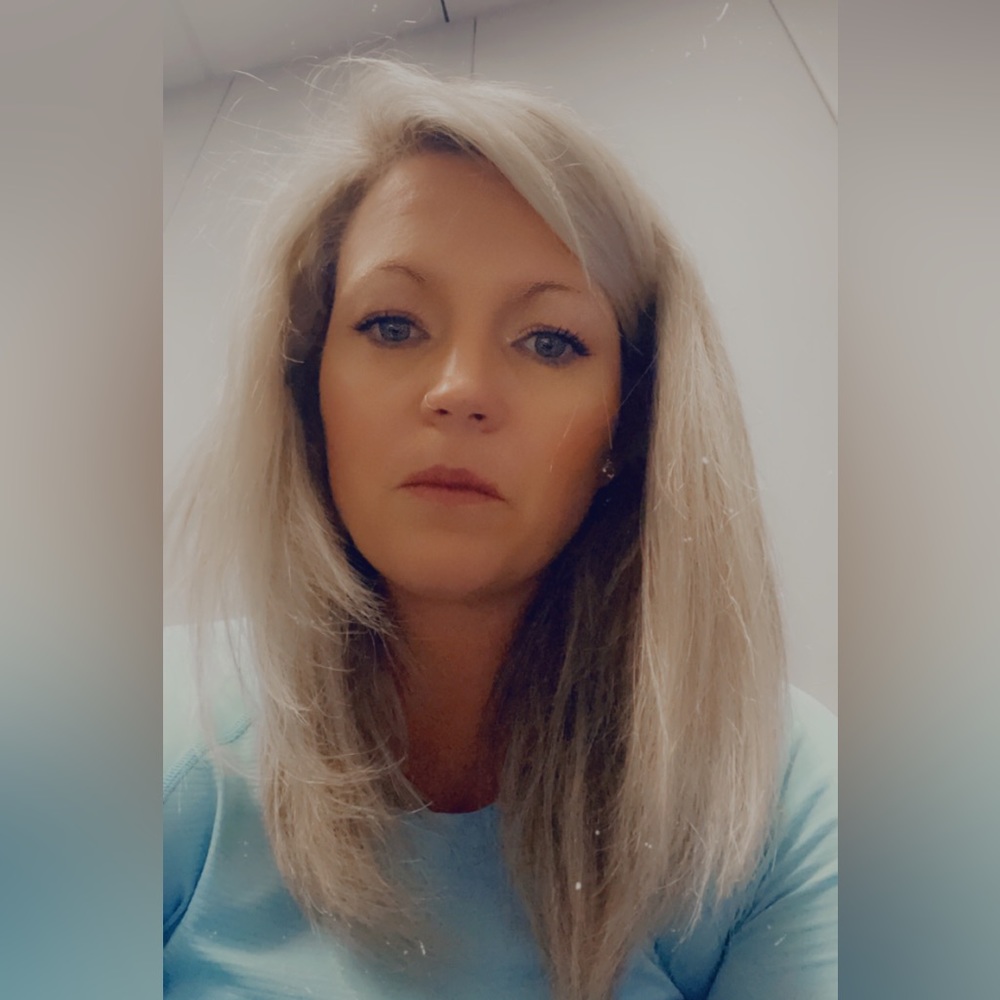 Meet your Posher, Layna